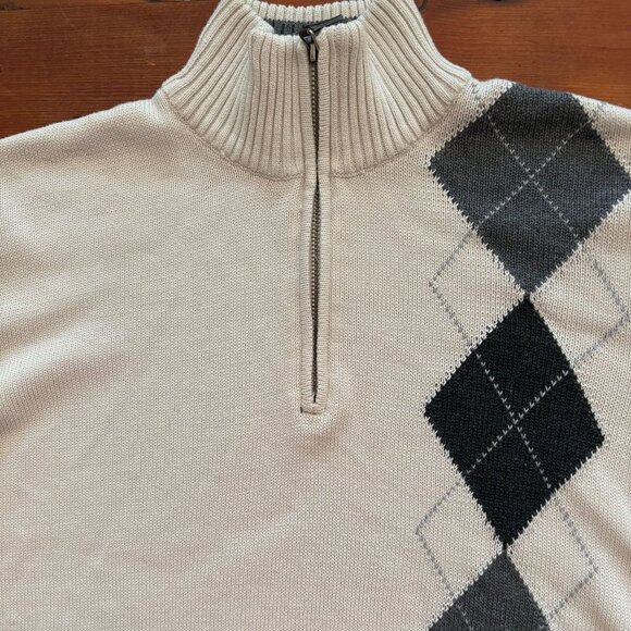 MENS OSCAR DE LA RENTA QUARTER ZIP ARGYLE SWEATER; SIZE LARGE - Picture 3 of 6
